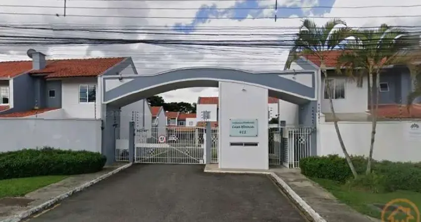 Sobrado com 3 quartos  para alugar, 81.00 m2 por R$2800.00  - Boqueirao - Curitiba/PR