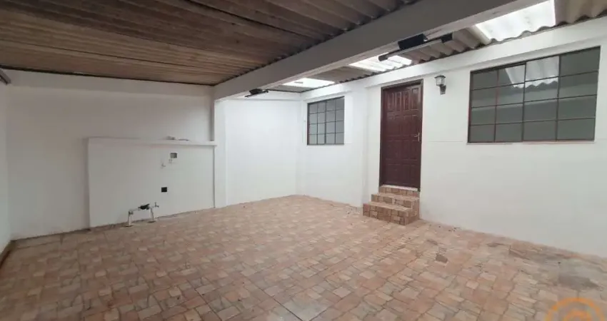 Sobrado com 3 quartos  para alugar, 70.00 m2 por r$2200.00  - cajuru - curitiba/pr