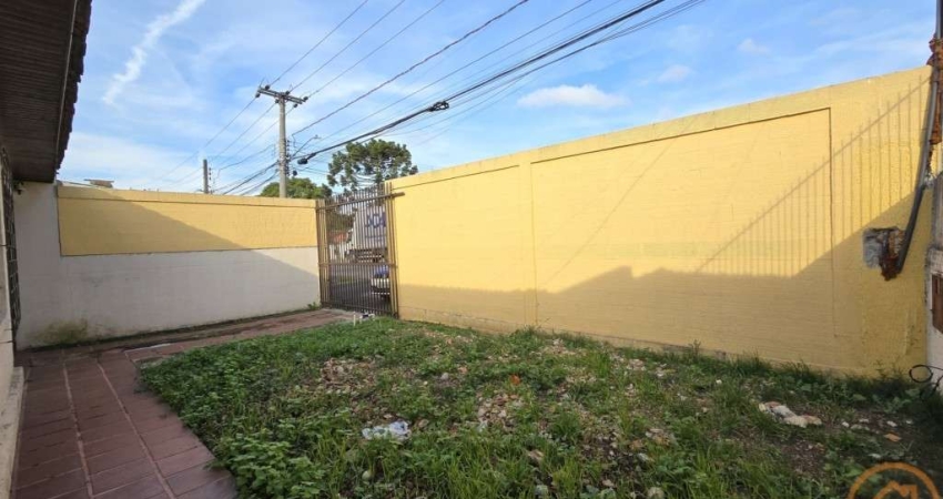 Casa Residencial com 3 quartos  para alugar, 80.00 m2 por R$2450.00  - Boqueirao - Curitiba/PR