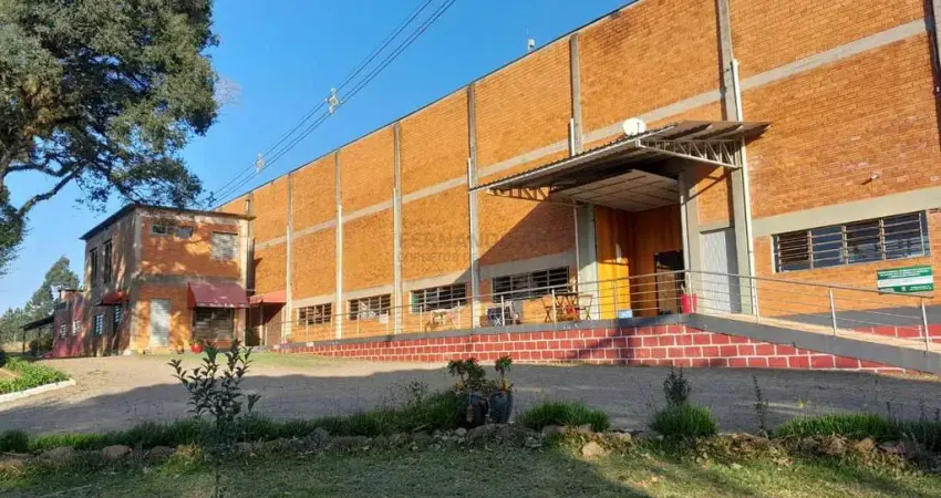 Prédio para Venda no bairro Padre Eterno Ilges em Santa Maria do Herval, 1350 m² privativos,