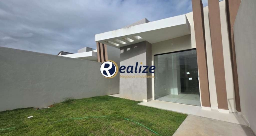 Casa lindíssima composta por 2 quartos á venda no bairro Santa Mônica, Guarapari-ES - Realize Negócios Imobiliários.