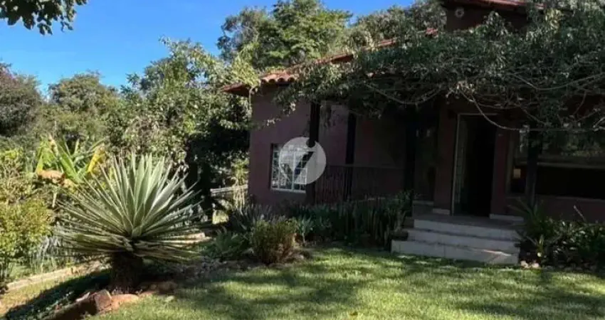 Casa em condomínio fechado com 3 quartos à venda na Ipê Amarelo, 715, Jardins de Petrópolis, Nova Lima