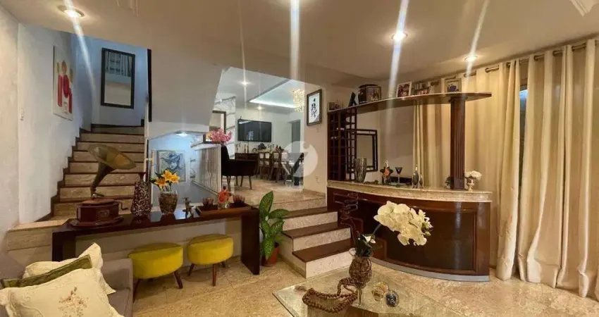 Casa com 5 quartos à venda na Rua Netuno, 109, Santa Lúcia, Belo Horizonte