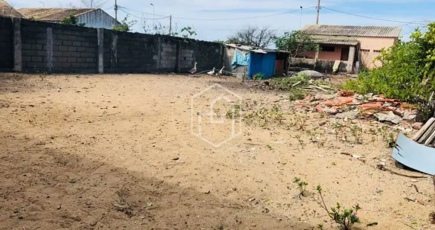 Terreno à venda na Rua dos Namorados, 30, Unamar, Cabo Frio