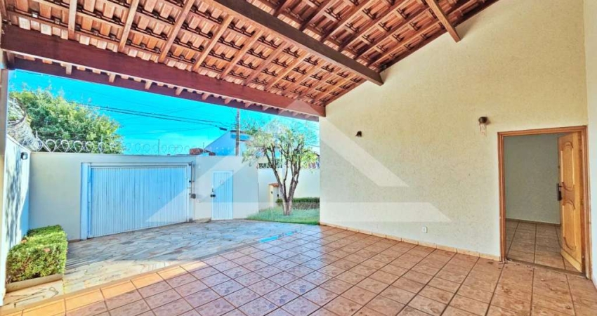 Casa térrea à venda no Bairro Alto da Boa Vista, próximo a Avenida Professor João Fiúsa - Ribeirão Preto/SP.