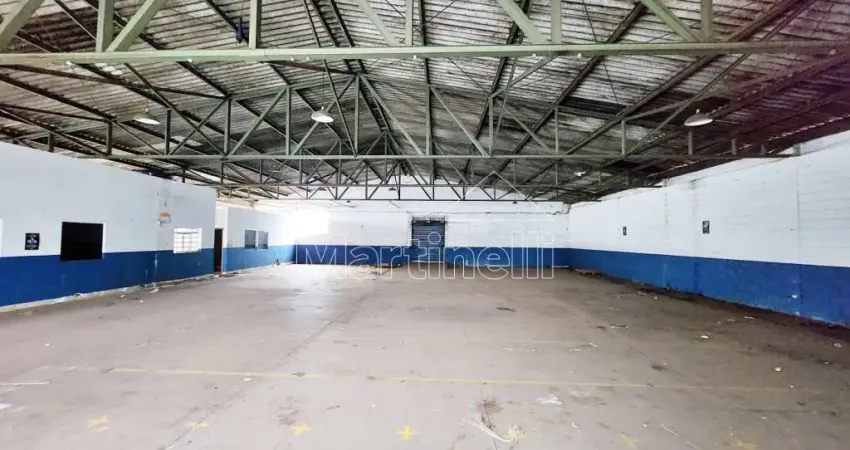 Salão comercial de esquina com 578m² de área construida para locação. Excelente localização, próximo à Avenida Costa e Silva | Ideal para empresas de grande porte - Bairro Vila Mariana, Ribeirão Preto