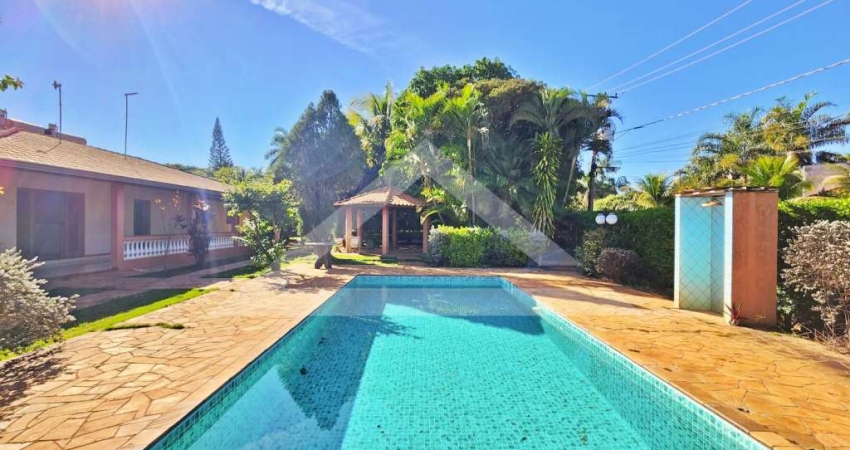 Chácara à venda no Condomínio Village Bandeirantes II, próximo ao Posto Bernardo - Jardinópolis/SP.