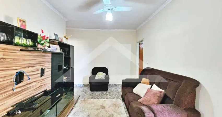 Casa térrea à venda no Bairro Vila Albertina, próximo ao Atacadão - Ribeirão Preto/SP.