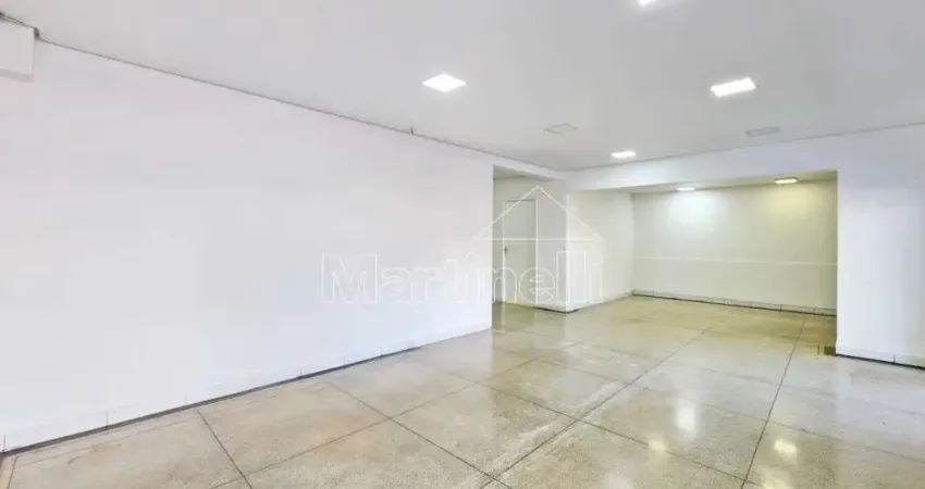 Imóvel comercial de 305m² de área construida para locação. Excelente localização, próximo ao Savegnago - Bairro Centro, Ribeirão Preto/SP.