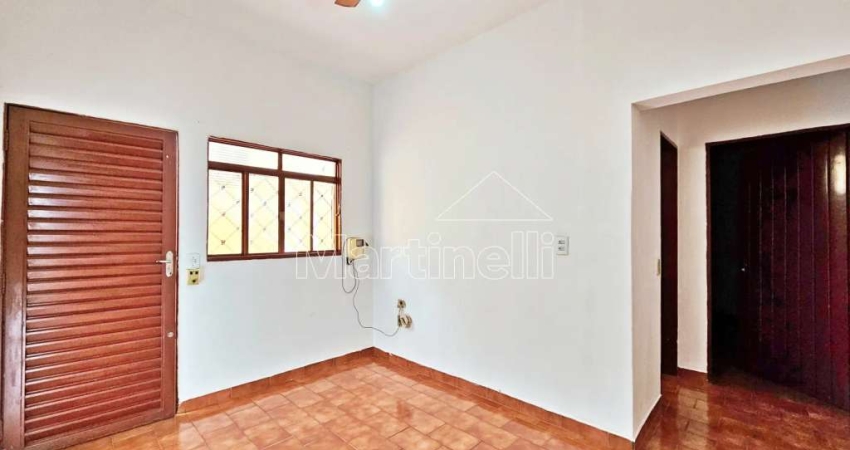Casa térrea de 40m² de área construída para locação, próximo a Avenida Maria de Jesus Condeixa - Bairro Jardim Castelo Branco, Ribeirão Preto/SP.