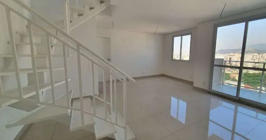 Excelente cobertura duplex com 116 m² de 2 quartos sendo 1 suíte