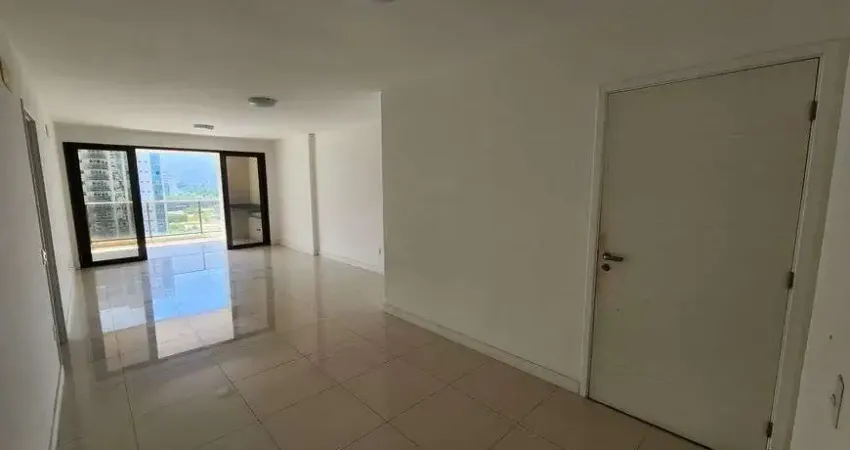 Excelente apartamento na barra da tijuca com 160 m² de 4 quartos sendo 2 suítes