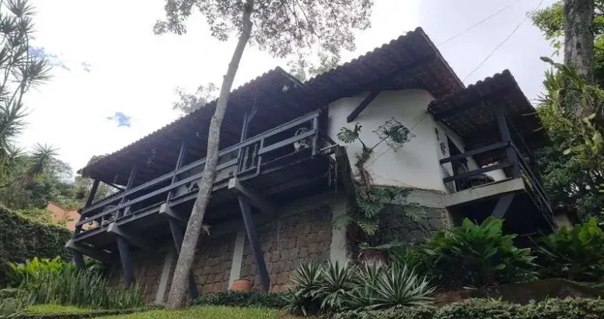 Excelente casa no itanhangá com 1.200 m² de terreno e 260 m² construído