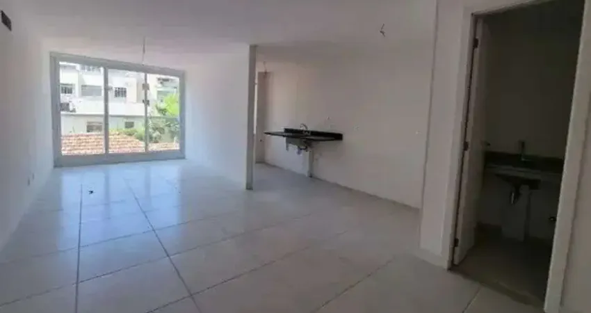 Apartamento a venda em laranjeiras com 77 m² com vista livre e 2 suítes.