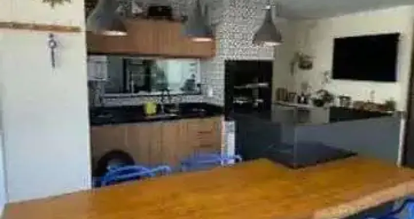 Excelente cobertura linear com 157 m² de 3 quartos sendo 1 suíte