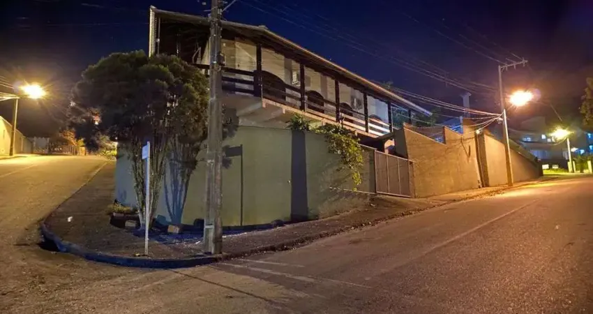 Casa com 4 dormitórios à venda no bairro centro em pomerode/sc