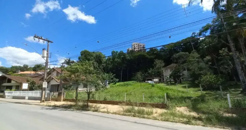 Terreno à venda no bairro Centro em Timbó/SC