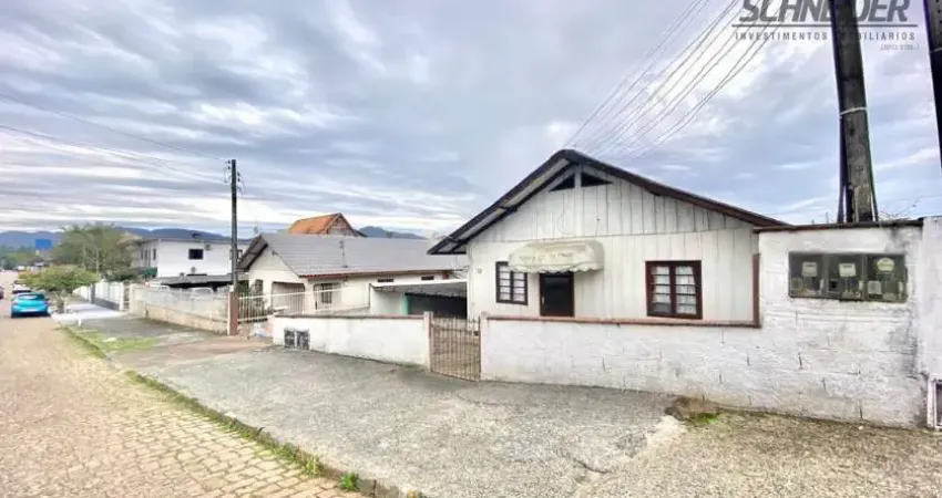 Casa com 5 dormitórios à venda no bairro Nações em Timbó/SC