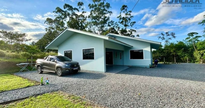 Casa com 3 dormitórios à venda no bairro Pomeranos em Timbó/SC