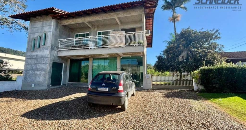 Prédio comercial com 2 dormitórios à venda no bairro Estados em Timbó/SC