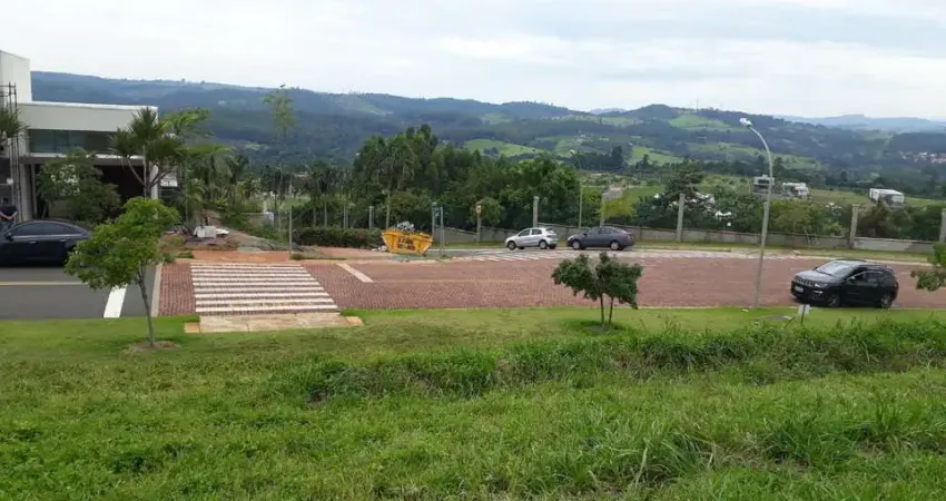 Terreno em condomínio fechado à venda na Avenida Isaura Roque Quércia, Loteamento Residencial Entre Verdes (Sousas), Campinas