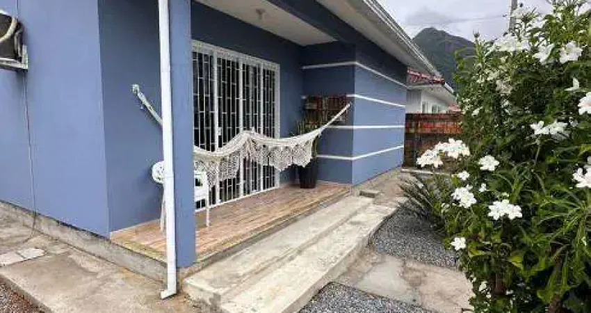 Oportunidade! casa com terreno grande na Guarda do/ Cubatão