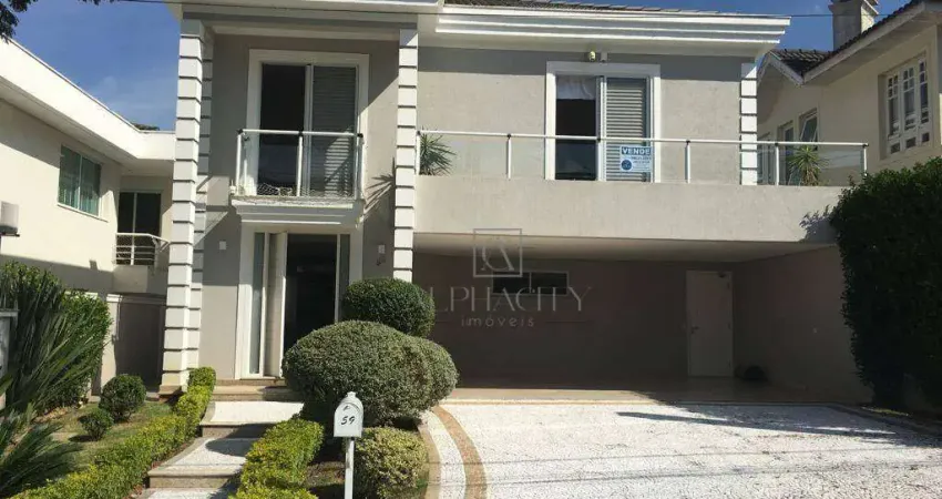 Casa de alto padrão com piscina e espaço confortável - seu novo lar espera por você!