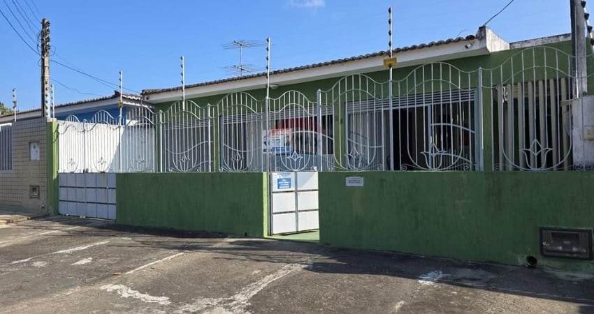Casa 4/4 Sendo 2 Suites Na Melhor Localização Da Cohabinal