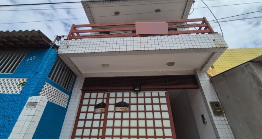 Linda Casa Duplex 5/4 está situada localização privilegiada
