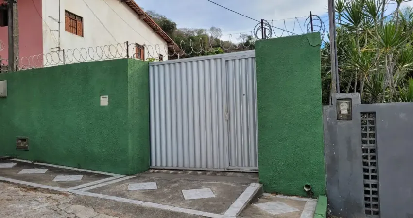 Oportunidade!! 02 casas com localização privilegiada nova descoberta