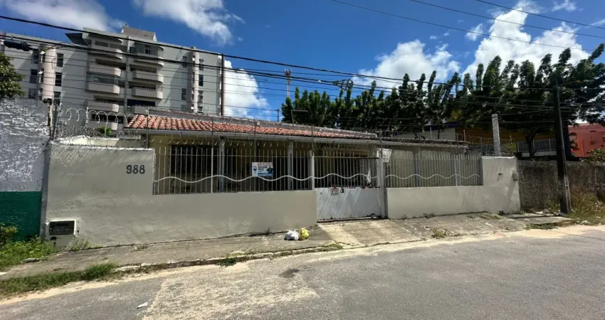 Casa com 3 quartos à venda na Rua Ernani da Silveira, 988, Barro Vermelho, Natal