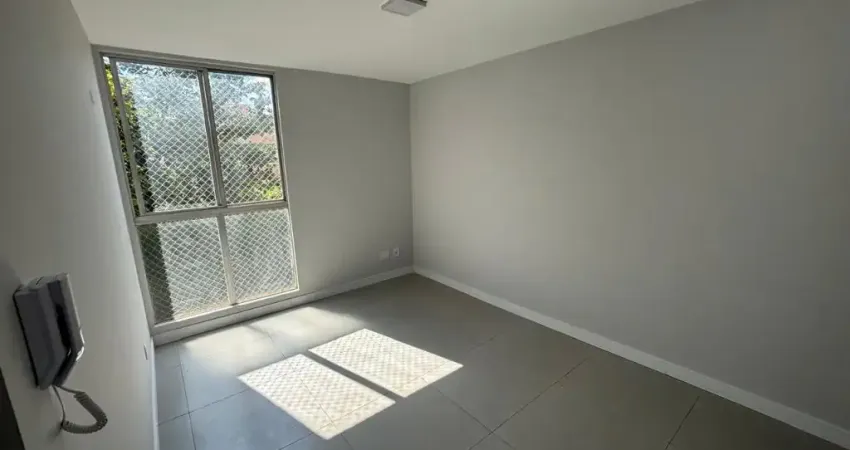 Apartamento  à Venda no Condomínio Fechado R$ 325.000,00. Localização: Jardim Paulista, Ribeirão Preto - SP