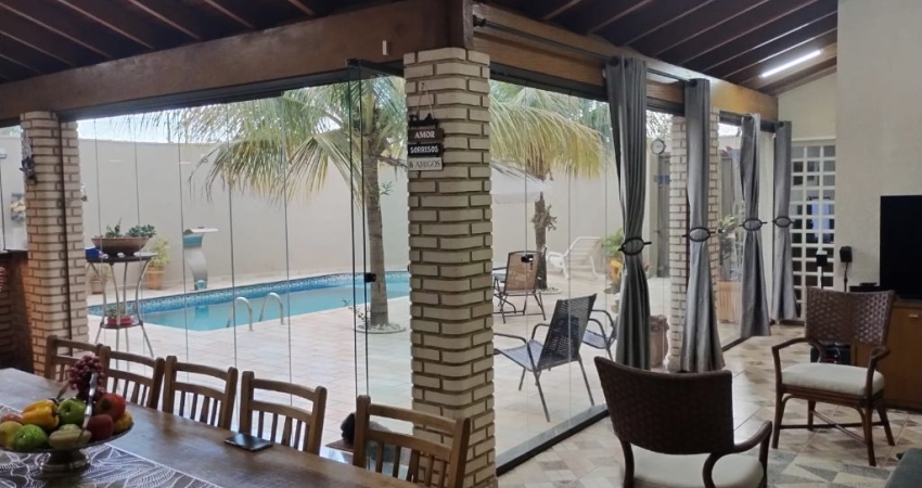 Casa à Venda  R$ 750.000,00. Localização: Cândido Portinari  Ribeirão Preto- SP.