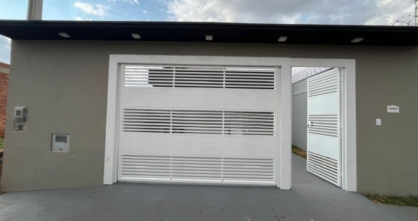 Casa à Venda R$ 290.000,00. Localização: Cristo Redentor, Ribeirão Preto - SP