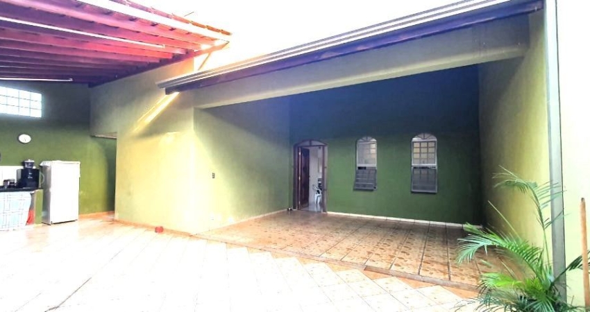 Casa à Venda R$ 480.000,00.Localização: Res Palmares, Ribeirão Preto - SP.