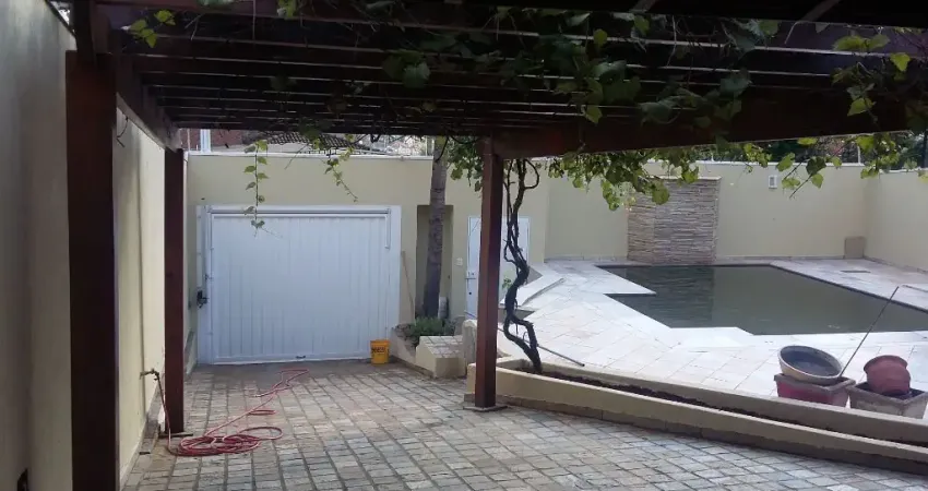 Casa à Venda R$ 815.000,00. Localização: Ribeirânia, Ribeirão Preto - SP