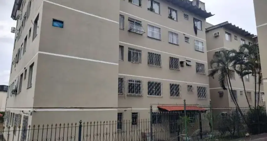 Apartamento com 2 quartos para alugar na Rua Camaipi, Campo Grande, Rio de Janeiro