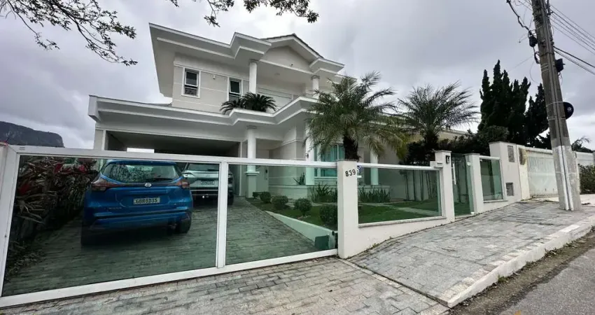 Casa com 3 quartos à venda na Avenida das Maracanãs, 839, Pedra Branca, Palhoça