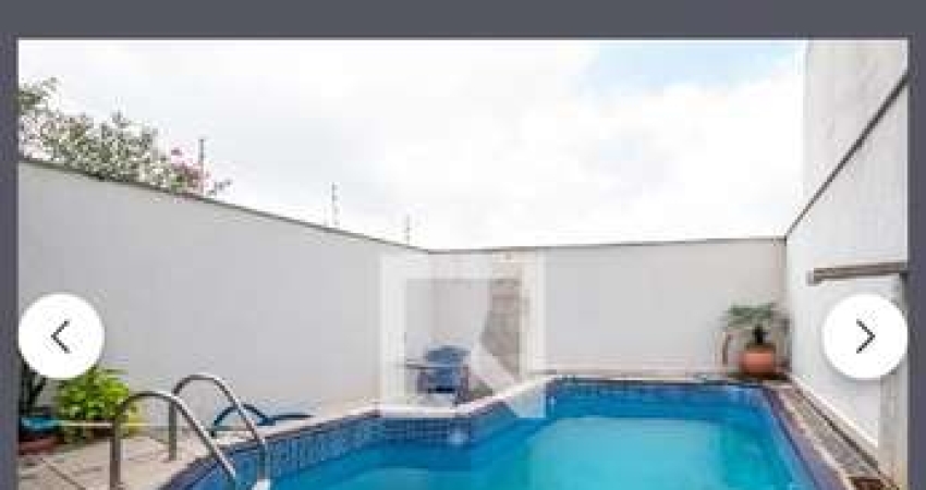 Casa com 3 quartos para alugar no Km 18, Osasco 