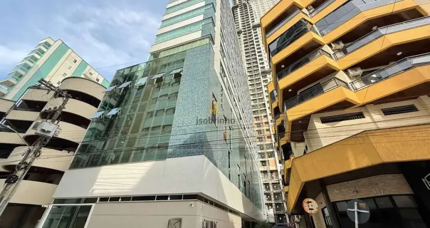 Apartamento com 4 quartos à venda na Rua 265, 113, Meia Praia, Itapema