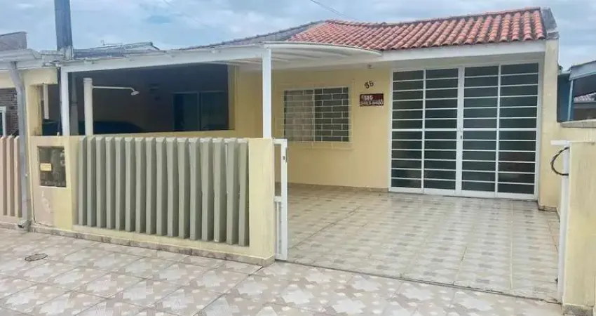 Casa com piscina em balneário shangri-lá, pontal do paraná!