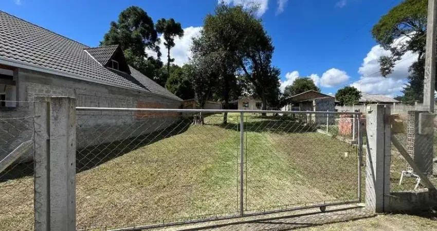 TERRENO ESPAÇOSO NOS PESSEGUEIROS/BUGRE
