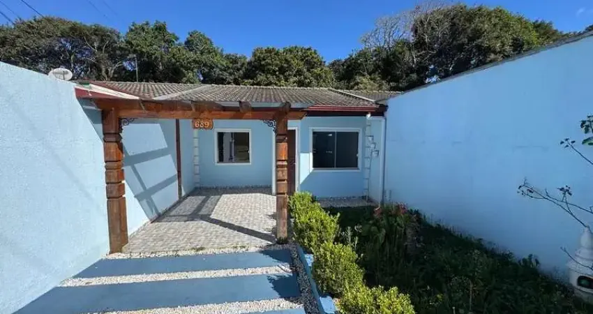 Casa aconchegante com 2 quartos pronta para receber sua família!