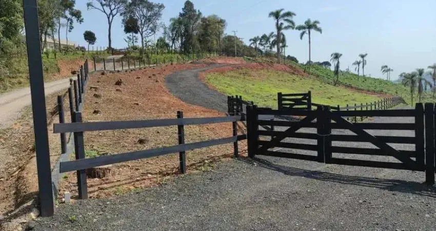 Vista incrível e natureza a 5 min do city center por r$450 mil!