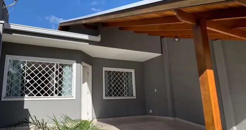 Casa com 2 quartos à venda na Rua Espírito Santo, 476, Vila Campesi, Campo Largo