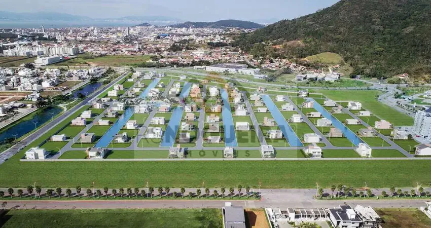 Terreno em condomínio fechado à venda no Beira Rio, Biguaçu