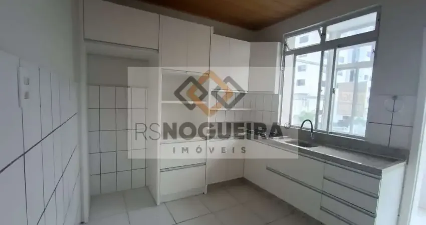 Apartamento com 3 quartos para alugar no Estreito, Florianópolis 
