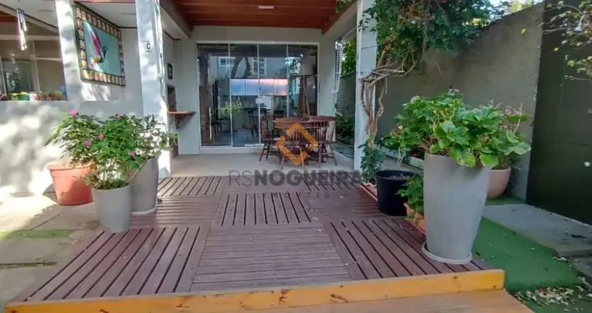 Apartamento Duplex em Ponta das Canas para locação, Florianópolis/SC