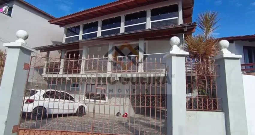 Casa alto padrão para venda com terreno 780 metros em praia de cachoeira do bom jesus, florianópolis sc