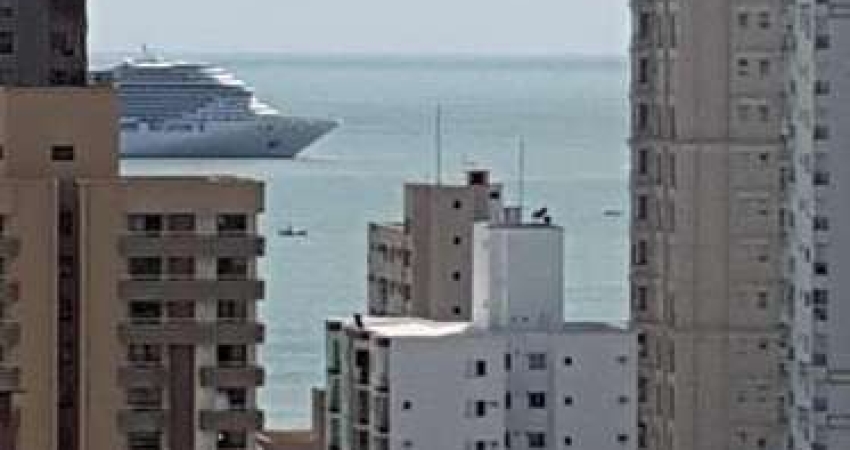 Apartamento a Venda no Centro de Balneário Camboriú